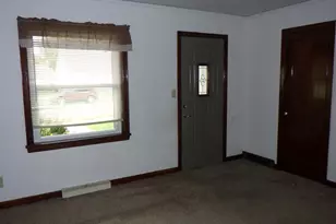 109 McKinley Ave, Clintonville, WI 54929 - Photo 12