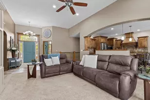 N9197 Jonsch Dr, Appleton, WI 54915 - Photo 2