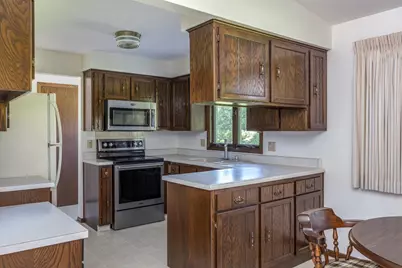 931 E Sunset Avenue, Appleton, WI 54911 - Photo 10