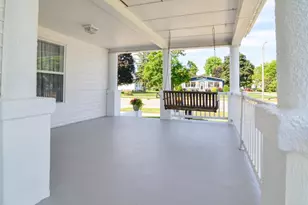 416 Main St, Oconto, WI 54153 - Photo 4