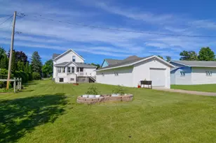 416 Main St, Oconto, WI 54153 - Photo 6