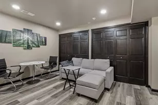 318 N Van Buren St, Green Bay, WI 54301 - Photo 32