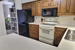 940 Babcock St, Neenah, WI 54956 - Photo 10