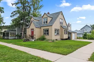220 S Union St, Shawano, WI 54166 - Photo 2