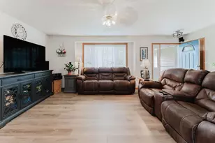 620 Courtland Ave, Oshkosh, WI 54901 - Photo 4