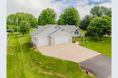 620 Courtland Avenue, Oshkosh, WI 54901 - Photo 40
