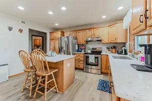 620 Courtland Ave, Oshkosh, WI 54901 - Photo 6