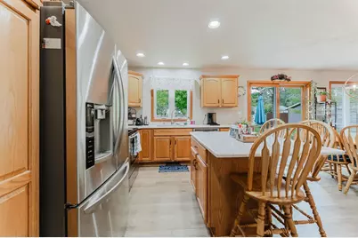 620 Courtland Avenue, Oshkosh, WI 54901 - Photo 8