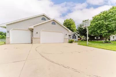 620 Courtland Avenue, Oshkosh, WI 54901 - Photo 30