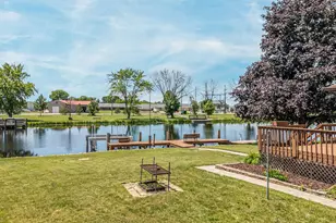 358 S 5th St, Winneconne, WI 54986 - Photo 14
