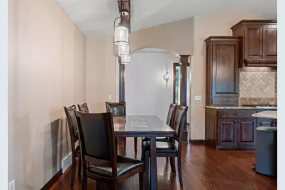 2025 Wisteria Circle, Suamico, WI 54313 - Photo 10