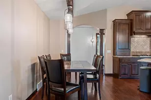 2025 Wisteria Cir, Suamico, WI 54313 - Photo 10