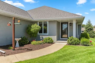 2025 Wisteria Circle, Suamico, WI 54313 - Photo 2