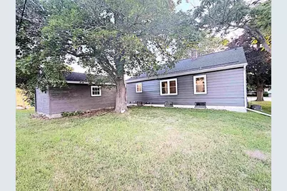 34 N Madison Street, Chilton, WI 53014 - Photo 2