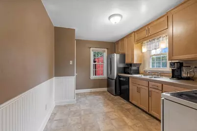 1604 Dousman Street, Green Bay, WI 54303 - Photo 6
