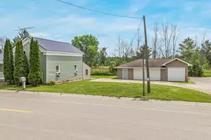 7683 County Rd II, Fremont, WI 54940 - Photo 2