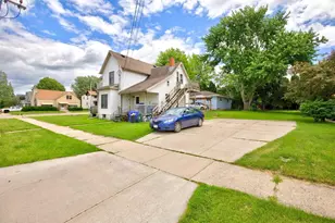 603 S Memorial Dr, Appleton, WI 54914 - Photo 28