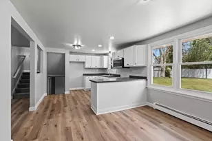 2389 Hampton Ave, Green Bay, WI 54311 - Photo 8