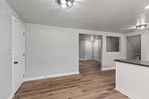 2389 Hampton Ave, Green Bay, WI 54311 - Photo 12