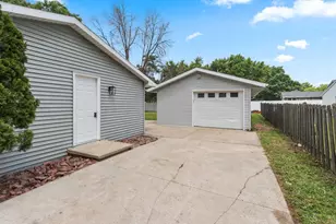 2389 Hampton Ave, Green Bay, WI 54311 - Photo 32