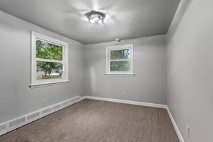2389 Hampton Ave, Green Bay, WI 54311 - Photo 14