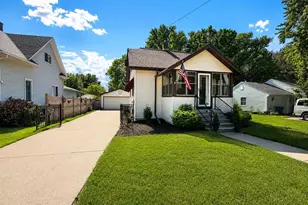1917 Vinland St, Oshkosh, WI 54901 - Photo 40