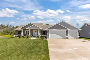 N8231 Big Lake Ct, Sherwood, WI 54169 - Photo 40