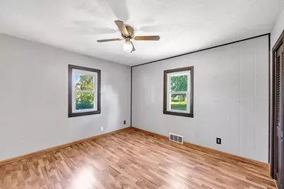 1528 7th Street, Green Bay, WI 54304 - Photo 10