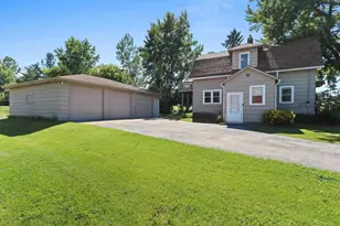 6104 Bader Rd, Luxemburg, WI 54217 - Photo 2