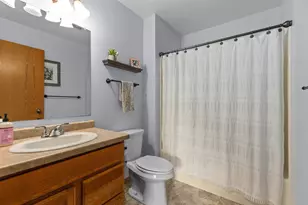 1140 Grassy Plains Dr, Neenah, WI 54956 - Photo 26