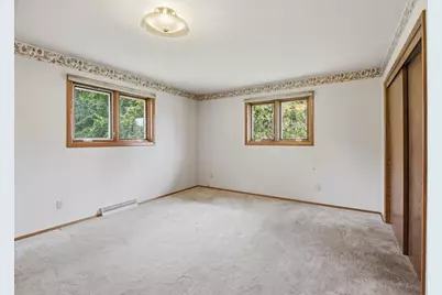 1102 S Ridge Lane, Appleton, WI 54914 - Photo 16