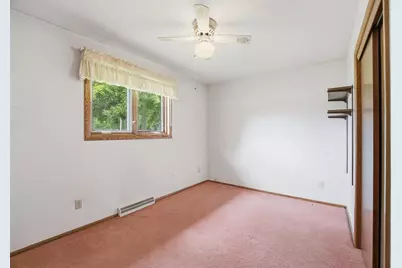 1102 S Ridge Lane, Appleton, WI 54914 - Photo 14