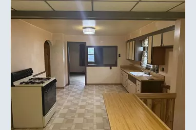 1711 Grove Street, Oshkosh, WI 54901 - Photo 2