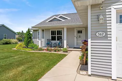 567 Fair Street, Wrightstown, WI 54180 - Photo 2