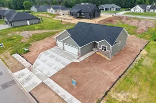 1782 Dallas Ln, De Pere, WI 54115 - Photo 48