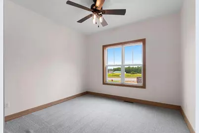 1782 Dallas Lane, De Pere, WI 54115 - Photo 32
