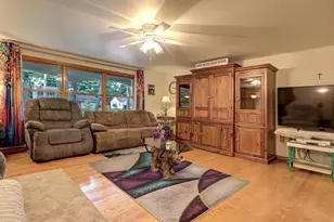 430 Fairview Way, Shawano, WI 54166 - Photo 8