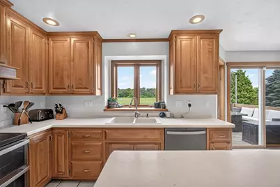 465 Winding Waters Way, De Pere, WI 54115 - Photo 8