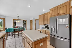 465 Winding Waters Way, De Pere, WI 54115 - Photo 12