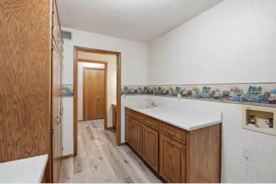343 E Le Capitaine Circle, Green Bay, WI 54302 - Photo 32