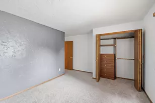 343 E Le Capitaine Cir, Green Bay, WI 54302 - Photo 20