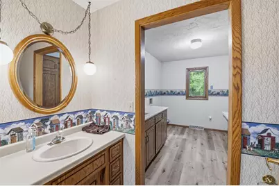 343 E Le Capitaine Circle, Green Bay, WI 54302 - Photo 30