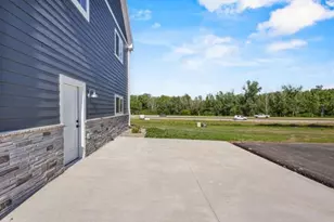864 S 18th Ave, Sturgeon Bay, WI 54235 - Photo 36