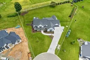 707 Blackberry Ct, Hobart, WI 54155 - Photo 86
