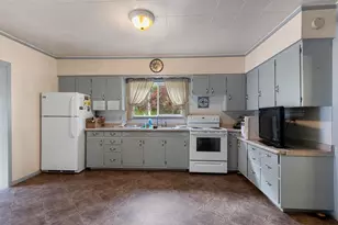 5638 County Rd Bb, Gillett, WI 54124 - Photo 8