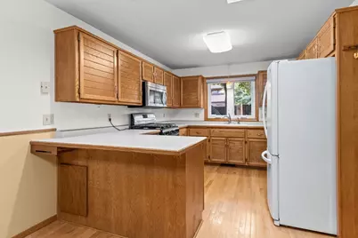 933 E Windfield Place #A, Appleton, WI 54911 - Photo 4