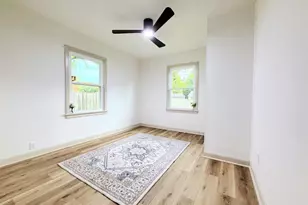 1133 Marquette Ave, Green Bay, WI 54304 - Photo 14