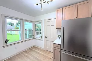 1133 Marquette Ave, Green Bay, WI 54304 - Photo 10