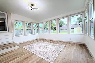 1133 Marquette Ave, Green Bay, WI 54304 - Photo 12