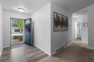 3125 Woodland Reserve Ln, Green Bay, WI 54313 - Photo 6